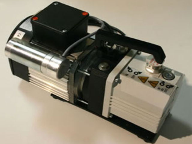 Leybold D2.5E - Vacuum pump repair and Sales